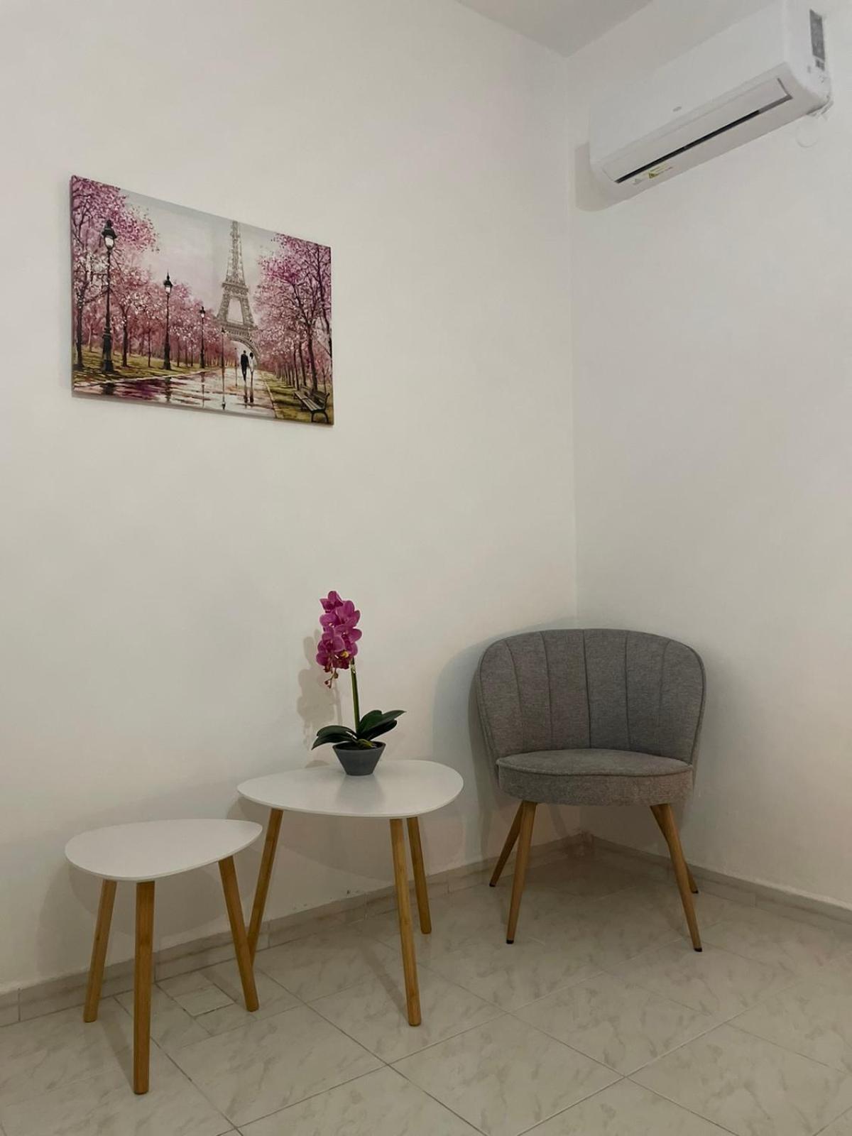 Flora Villa *